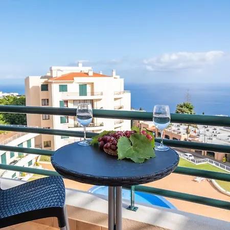 Διαμέρισμα Gracy At Garajau