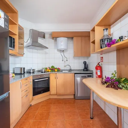 Διαμέρισμα Gracy At Garajau