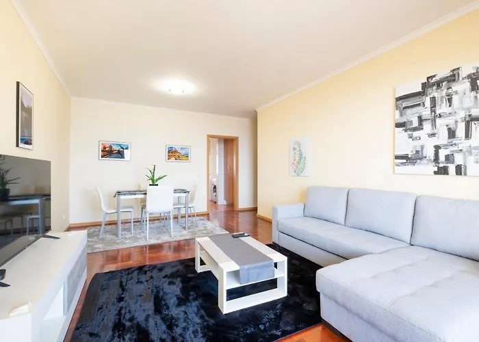 Gracy At Garajau Caniço