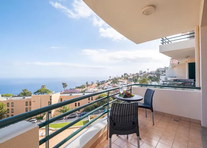 Gracy At Garajau Apartament *