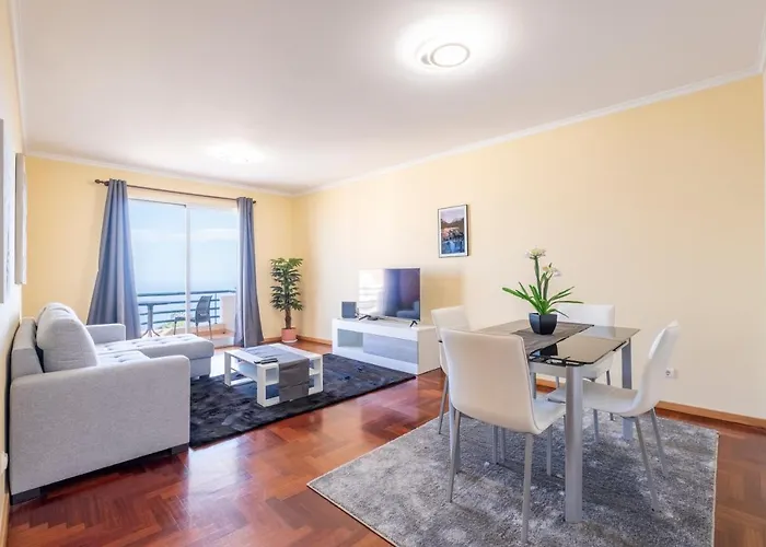 Gracy At Garajau Apartament *